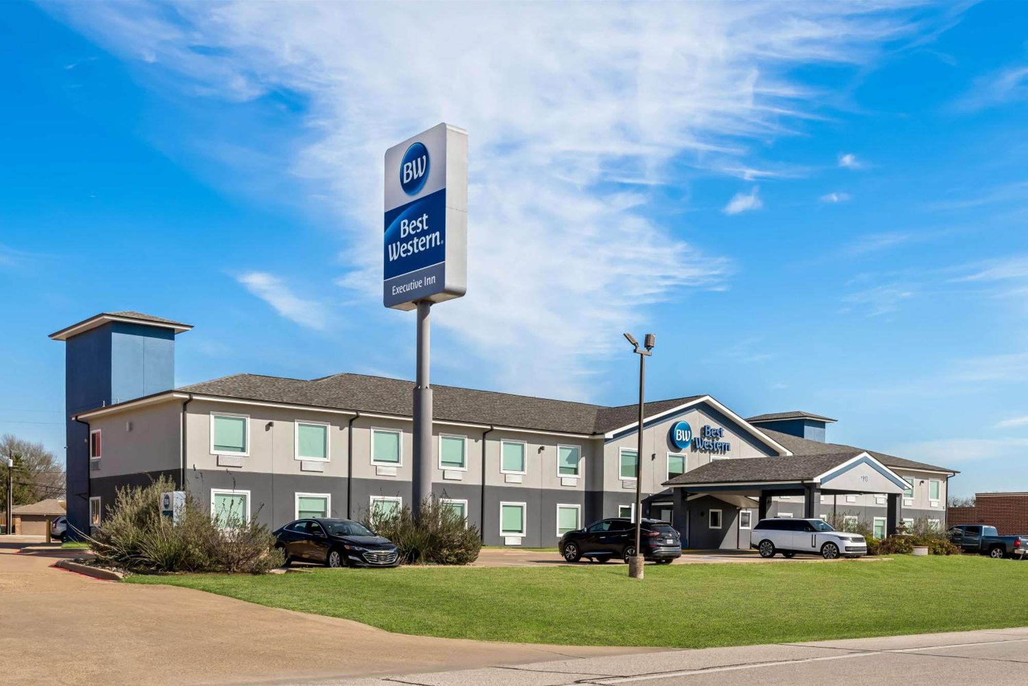 Best Western Executive Inn Seagoville Bagian luar foto